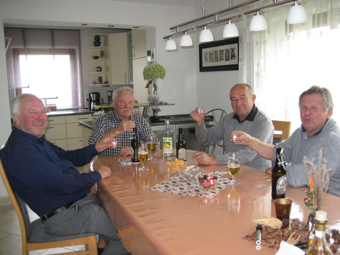 Auf Dein Wohl, Sigi !